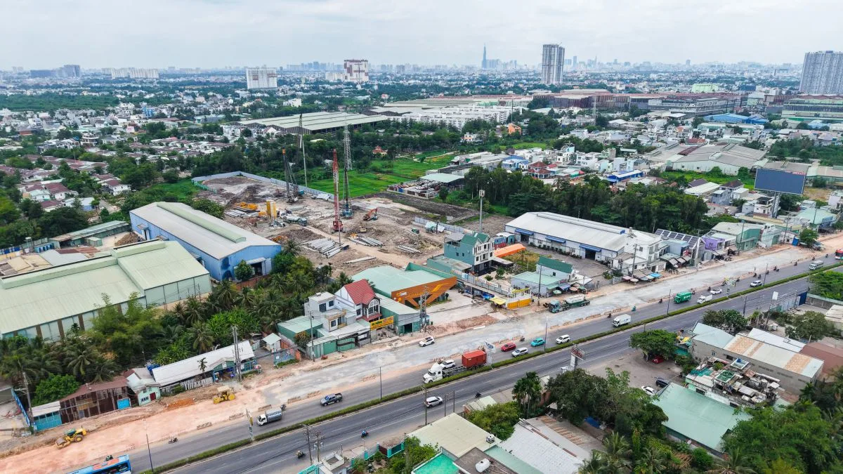 Khu đất dự án bám mặt tiền Quốc lộ 13.