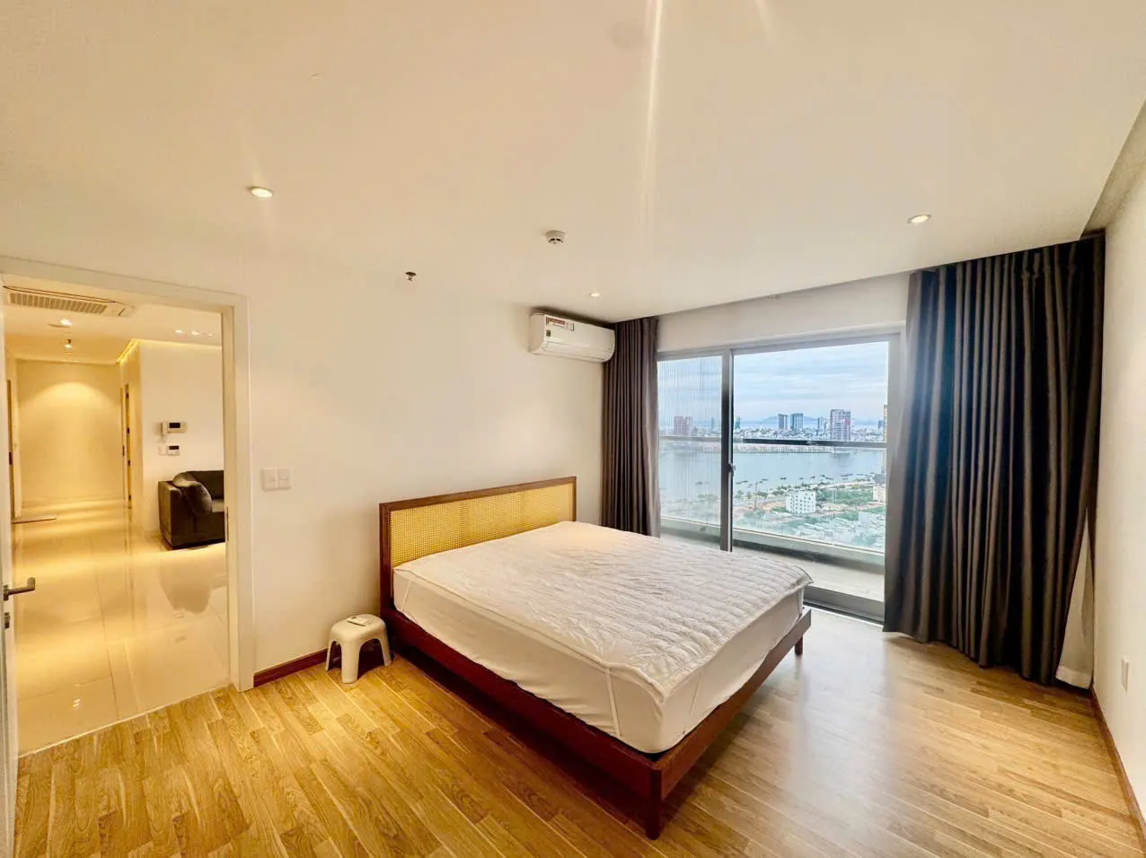 Blooming Tower — River & Bay View 3BR